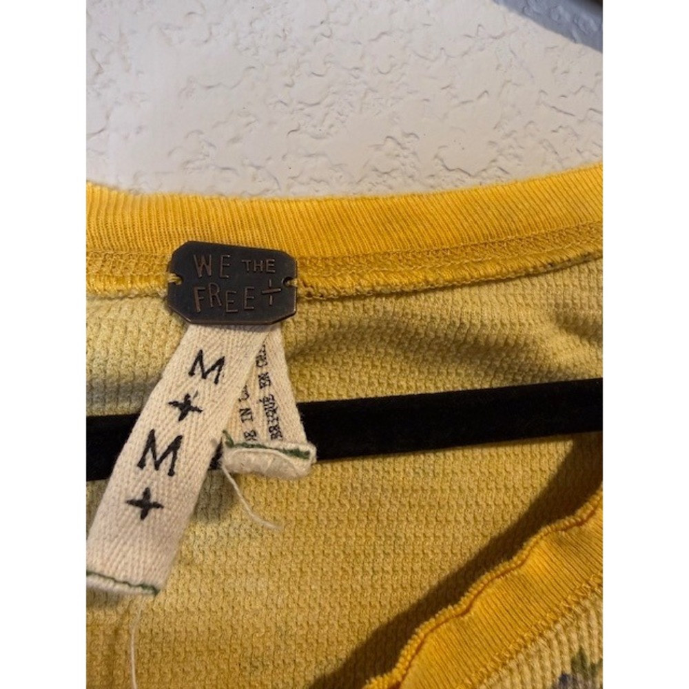 WE THE FREE Free People Yellow Floral Waffle Knit Long Sleeve Top M - Picture 3 of 9